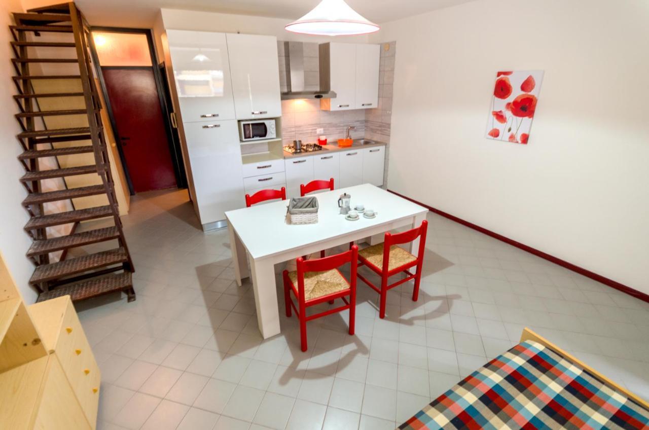 Condominio Clyo 비비오네 외부 사진